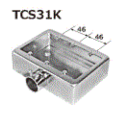 TCS31K19　鋼板製　ねじなしTC露出スイッチボックス(3個用1方出)　E19　外山電気